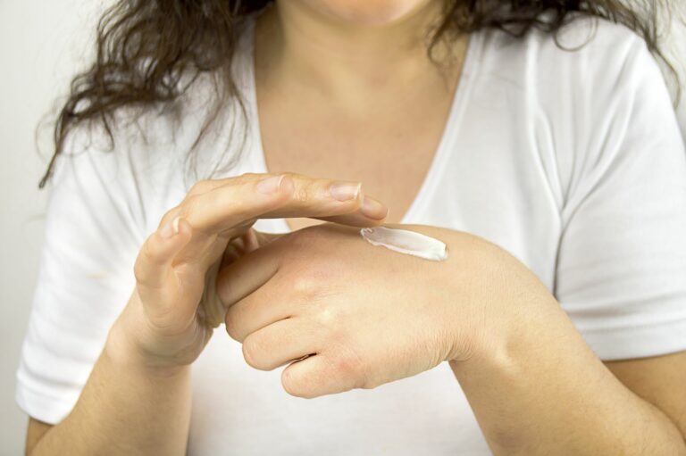 psoriasis verstehen hautpflege creme