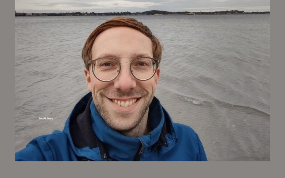 Psoriasis im Alltag: 5 Fragen an Jannik Strey – Einblicke eines Angehörigen