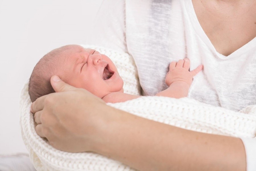neurodermitis-ratgeber-fuer-angehoerige-baby