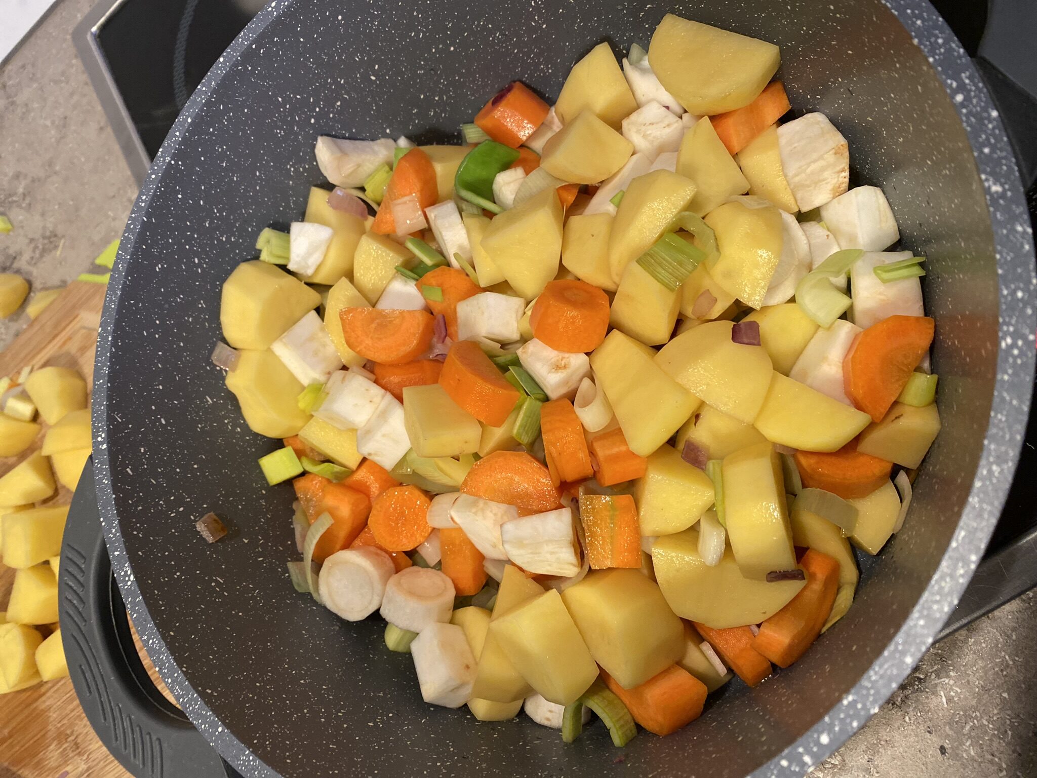 Neurodermitis Rezept Gemüsesuppe Gemüse im Topf