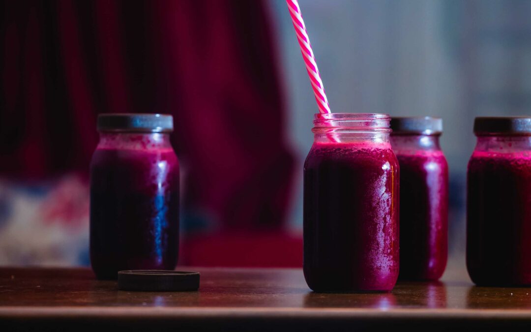 Veganer Power-Smoothie mit Avocado & Rote Bete bei Neurodermitis